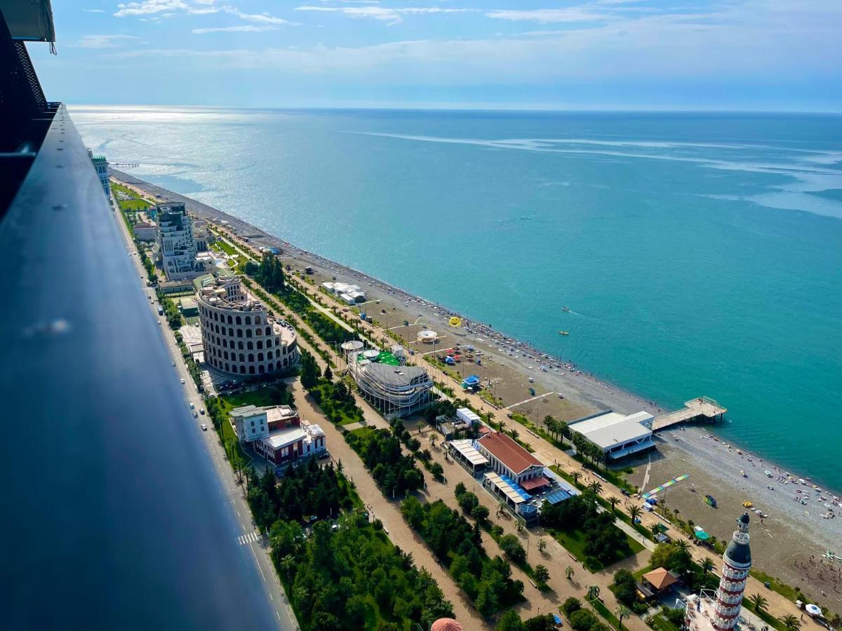 Hellobatumi Lejlighedshotel Eksteriør billede