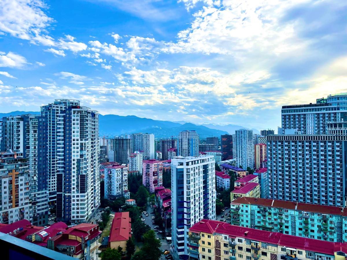 Hellobatumi Lejlighedshotel Eksteriør billede