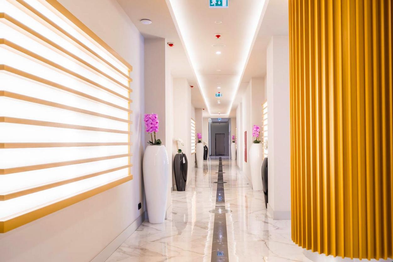 Hellobatumi Lejlighedshotel Eksteriør billede