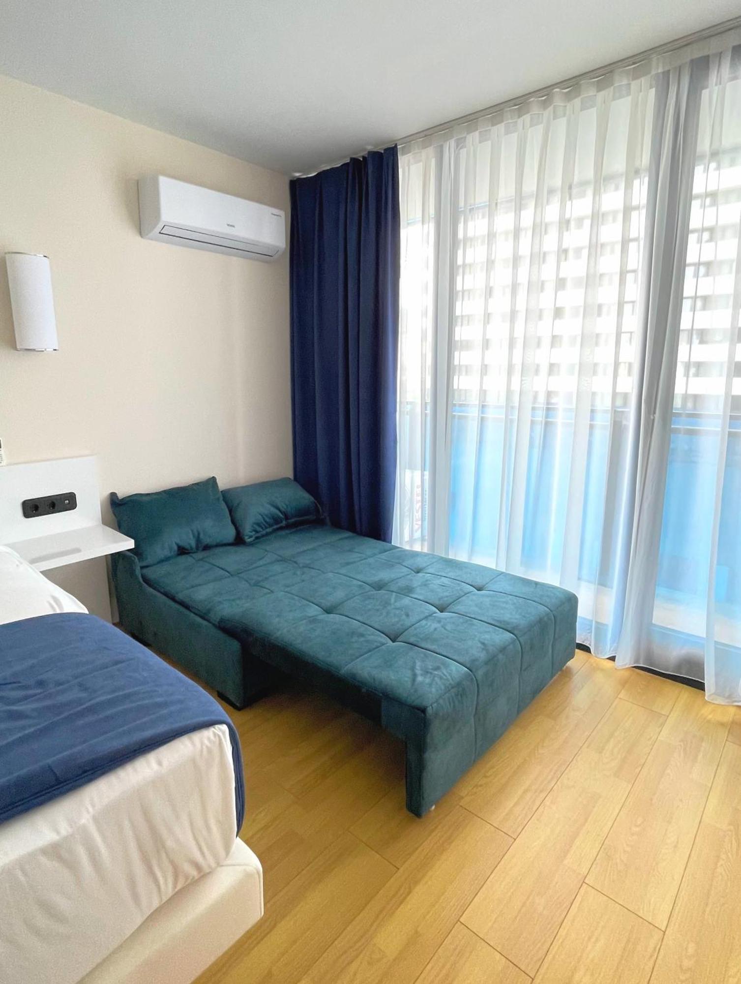 Hellobatumi Lejlighedshotel Eksteriør billede